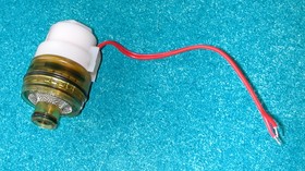 1307 1032 00 Pulsní bistabilní elektromagnetický ventil - axiální, M28x1 pro AUM 5.TVB